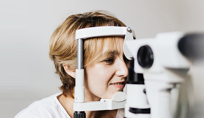 眼底病?？?></a></dt>
																						<dd>
												<h3><a href=