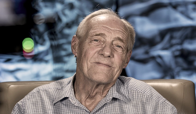 白內障?？?>
							<!-- 調用當前欄目的縮略圖地址和名稱 -->
						</div>
						<div   id=